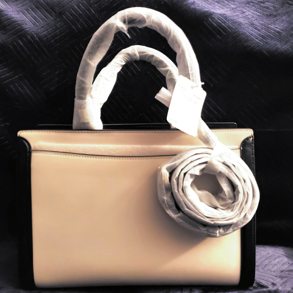 Zoe Carryall In Colorblock - Picture 7 of 8